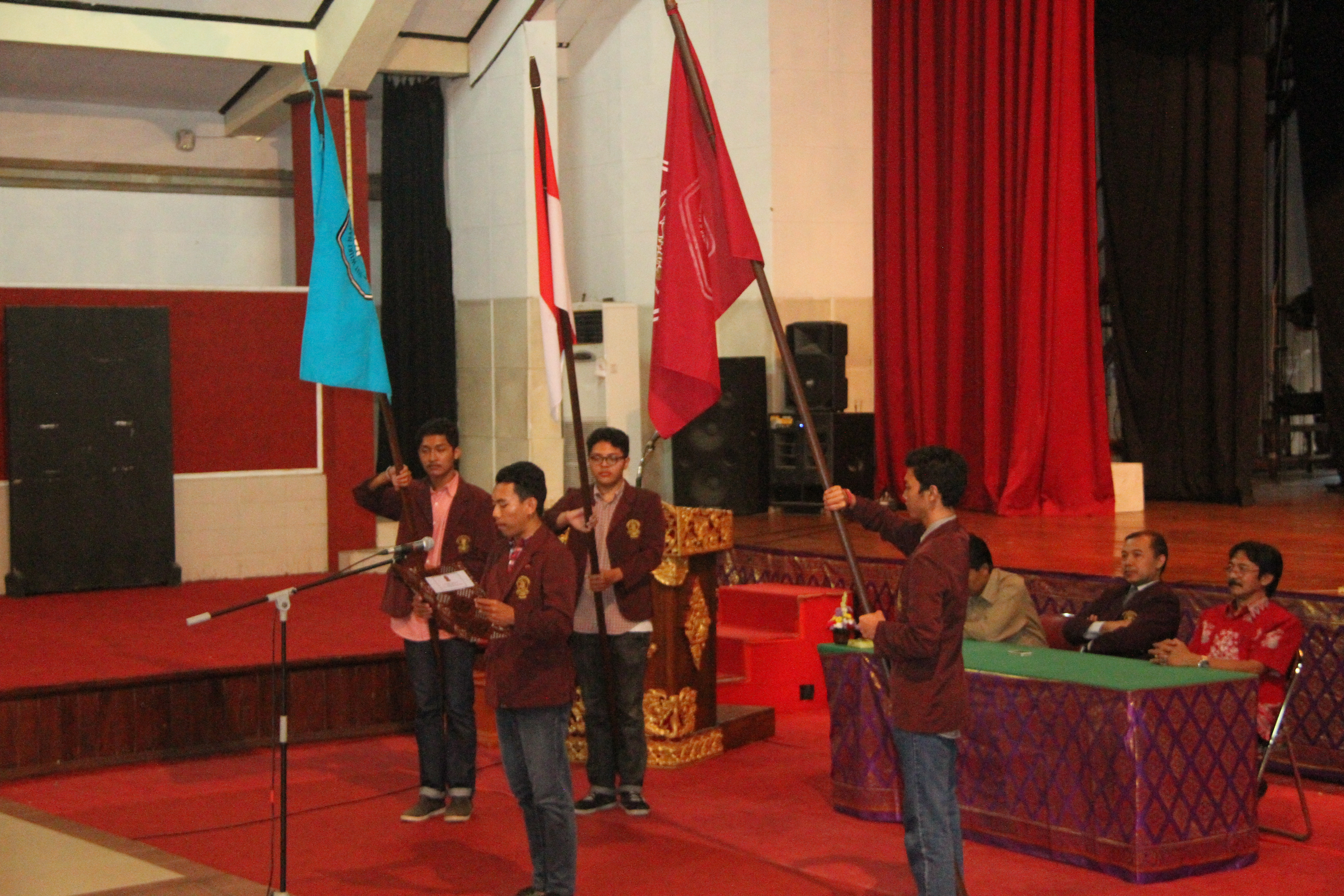 PELANTIKAN BADAN PERWAKILAN MAHASISWA  INSTITUT SENI INDONESIA DENPASAR  DAN SENAT MAHASISWA   MASA JABATAN 2015/2016