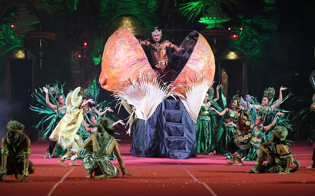 “Metu Bhuwana Manu” Buka PKB XLVII dengan Simbol Kelahiran dan Harmoni Semesta