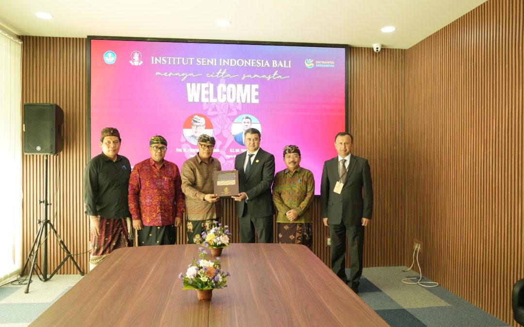 ISI BALI Sambut Kunjungan Wakil Menteri Kebudayaan Republik Uzbekistan
