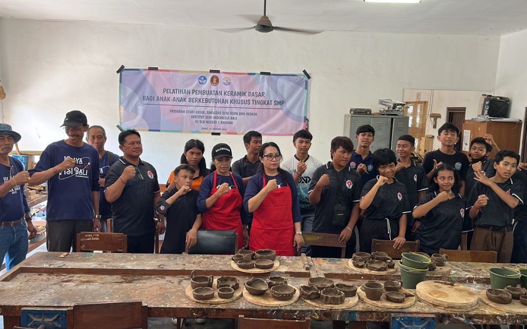 Prodi Kriya ISI BALI Laksanakan PKM di SLB Negeri 1 Badung