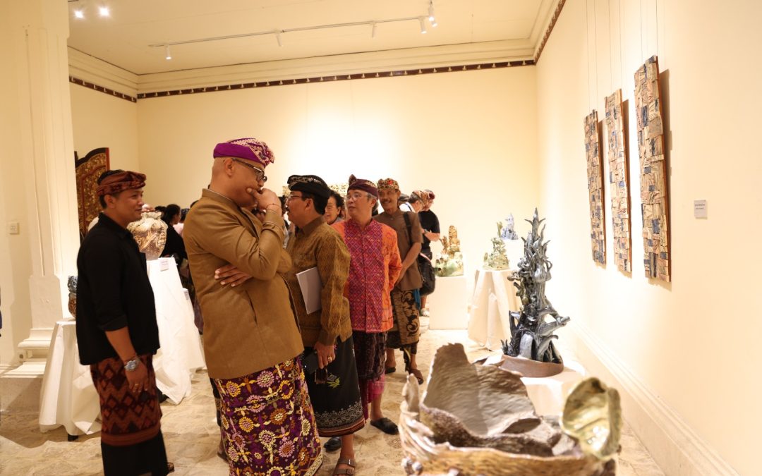 ISI Bali and ARMA Organize an International Craft Exhibition