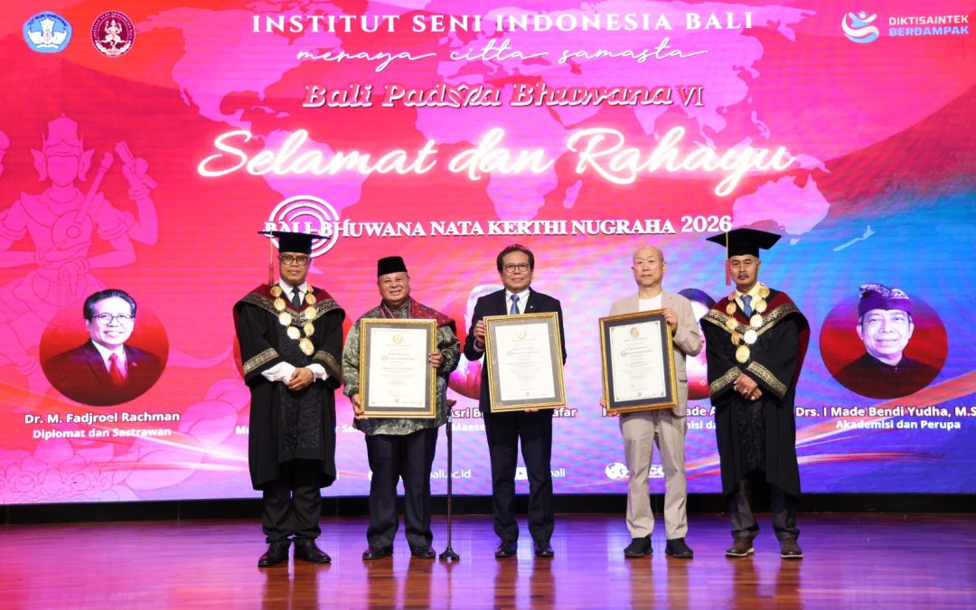 BAHANA WIDYA MAHAGUNA Pangaji-aji Nasional lan Internasional ISI BALI — Saking Tokoh Pers Nyantos Duta Besar