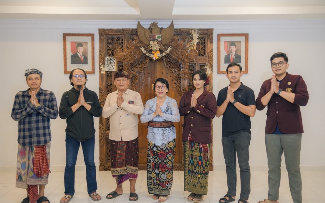 Revitalisasi Tari Rejang Keraman, Tim PISN Hadirkan Inovasi Pembelajaran Digital di Desa Kedis