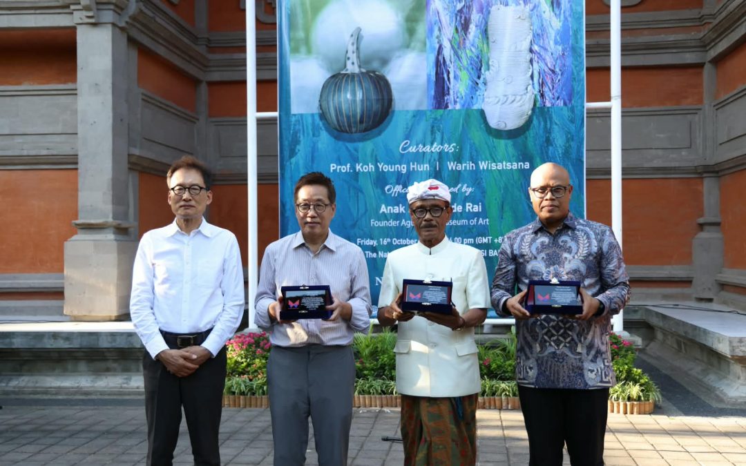 Rektor ISI BALI, Prof. Kun Adnyana Ngamolihang Global Arts Award